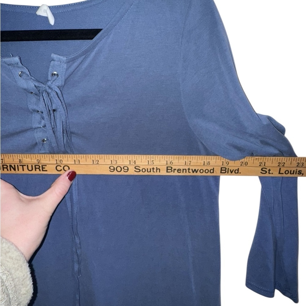 Pink Blush Blue Lace Up Maternity Nursing Top M - Picture 7 of 7